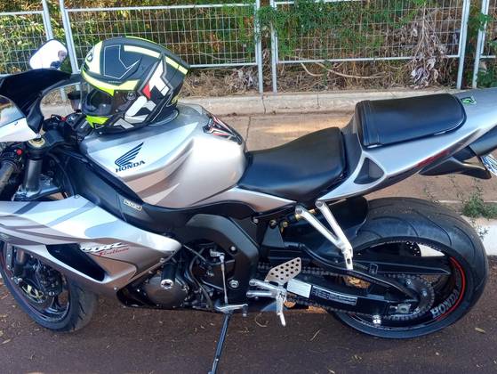 HONDA CBR 1000RR FIREBLADE 
